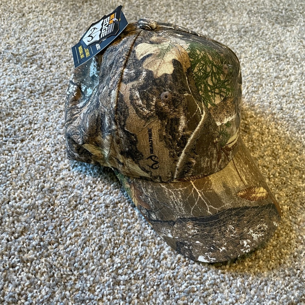 🌺5/$15!! NWT! One size realtree camo hat